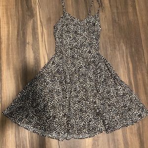 old navy cheetah dress in size xs
